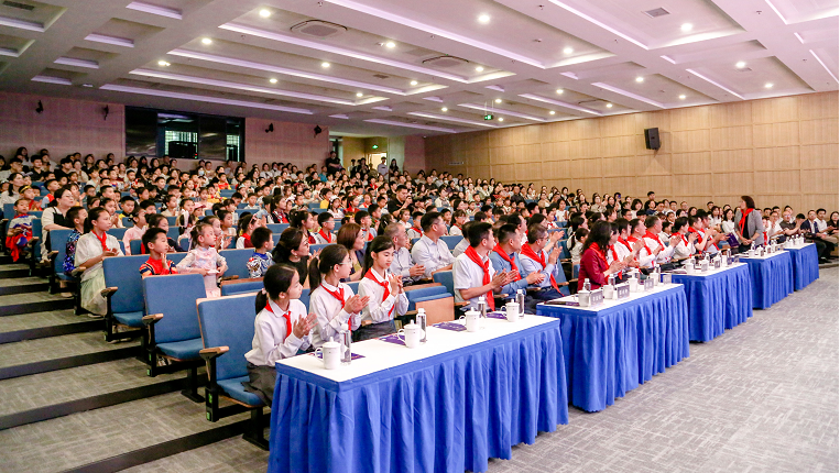 微至Microcure以愛心捐贈助力科教事業(yè)，護(hù)航兒童成長