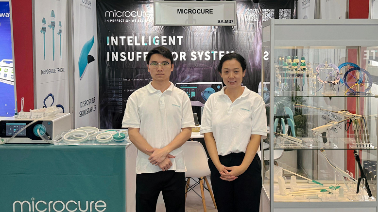 微至亮相阿聯(lián)酋Arab Health展會，首日圓滿成功！